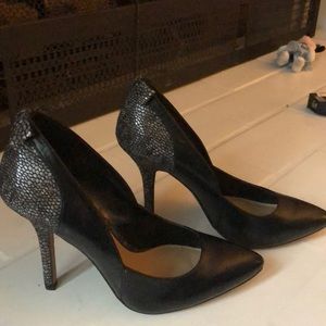 JS by Jessica - Black and grey two tone heels